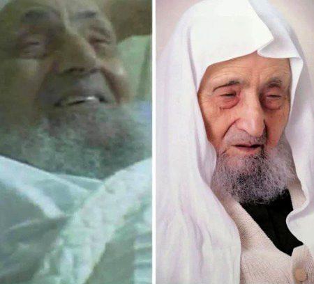 70 سال تک قرآن پڑھانے والے شیخ ابوالحسن الکردی انتقال کر گئے۔ جب وہ اس دنیا سے رخصت ہوا تو اس کے چہرے پر مسکراہٹ بکھر رہی تھی۔ فرشتے اسے سلام کرنے آئے ہوں گے💚🌹💖
⚘❤⚘