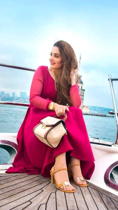 Pakistani Celebs image