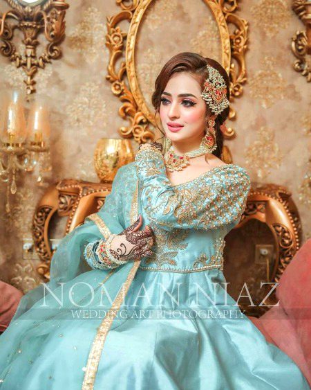 Beautiful People image