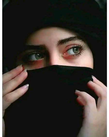 یہ تماشا دیدنی ٹھہرا مگر دیکھے گا کون..
ہو گئے ہم راکھ تو دست دعا روشن ہوا💔Unzii🥀