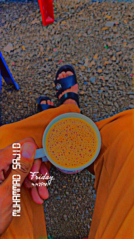 دھوکے کے بعد چائے 👈☕ وہ دوسری چیز ہے
جو انسان کی آنکھیں کھول دیتی ہے !!!!
اور یہ بات صرف tea پینے والے ہی
سمجھ سکتے ہیں ___!!!