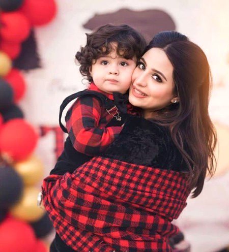 Beautiful People image