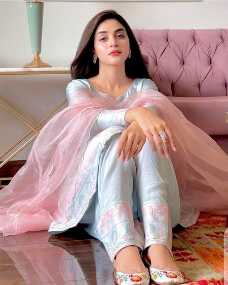 Pakistani Celebs image