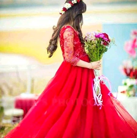 دیکھ لی تیری ایمان داری اے دل!!۔۔۔
تو میرا اور تجھے فکر کسی اور کی۔۔۔