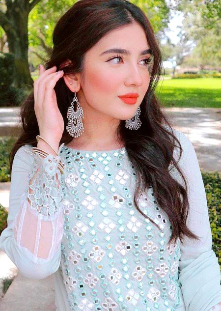 Beautiful People image