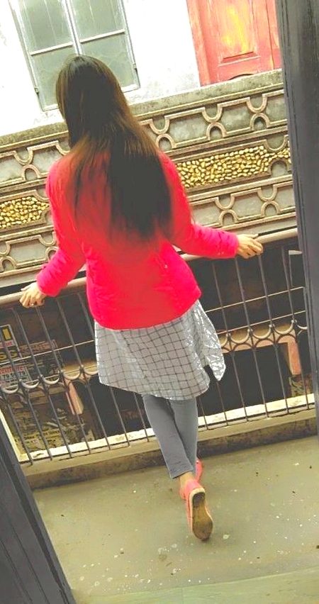 تمہارے دل میں قید ہے ہماری دھڑکنیں دھڑکتے رہنا ورنہ مر جائینگے