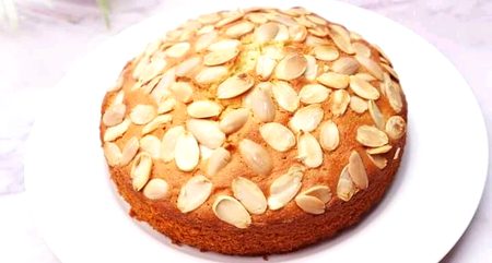 Ya cake apny best friend abid k ly bnya ha .where r u zaqta jin.