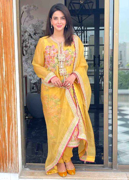 Pakistani Celebs image