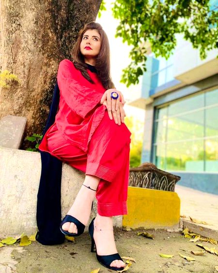 Najiba fiaz pashton beauty