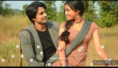Mat dekhO in AankhOn itne Gor Say😍😍kehi Duob gya tU Yaa ilzam bi mUj par Aya ga🌷🌷