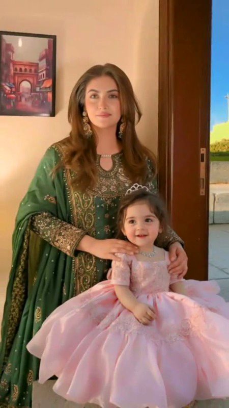 Pakistani Celebs image