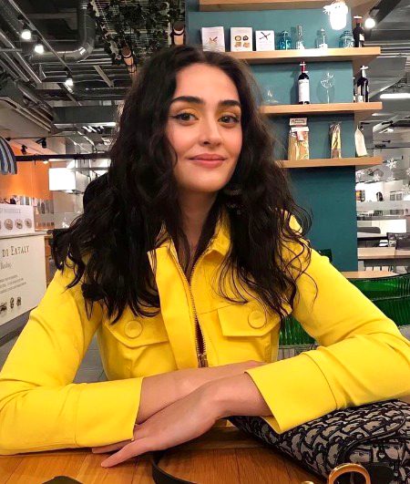 Turkish Celebs image