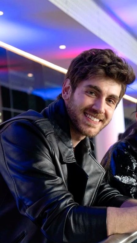 Turkish Celebs image