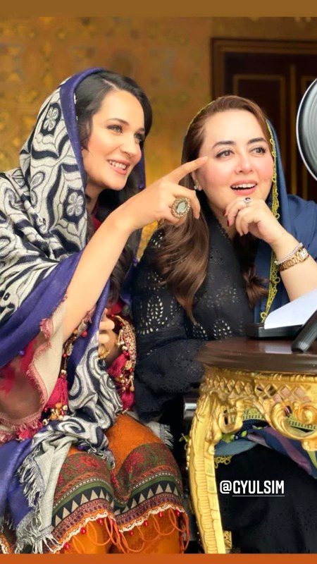 Turkish Celebs image