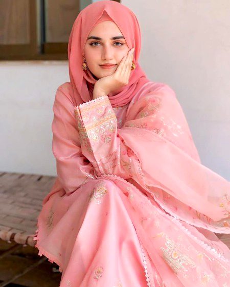 Beautiful People image