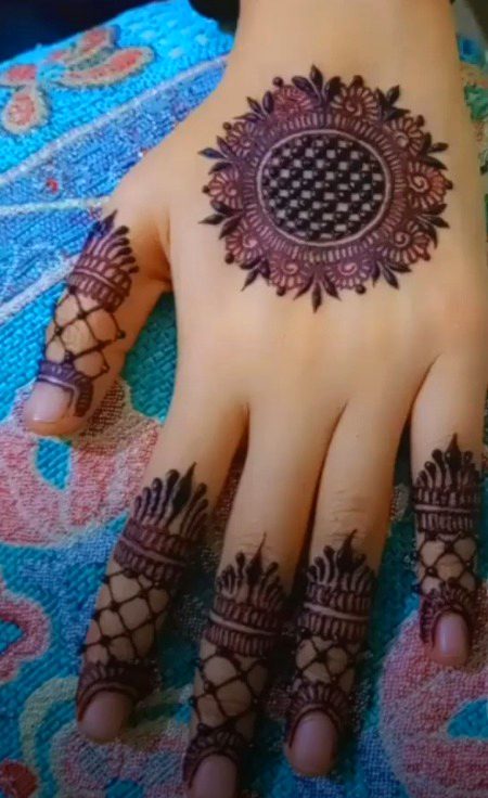 Mehndi Design image