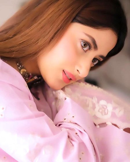 Pakistani Celebs image