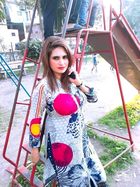 Beautiful People image