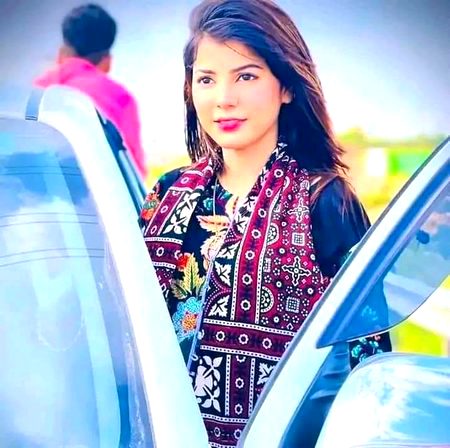 Beautiful People image