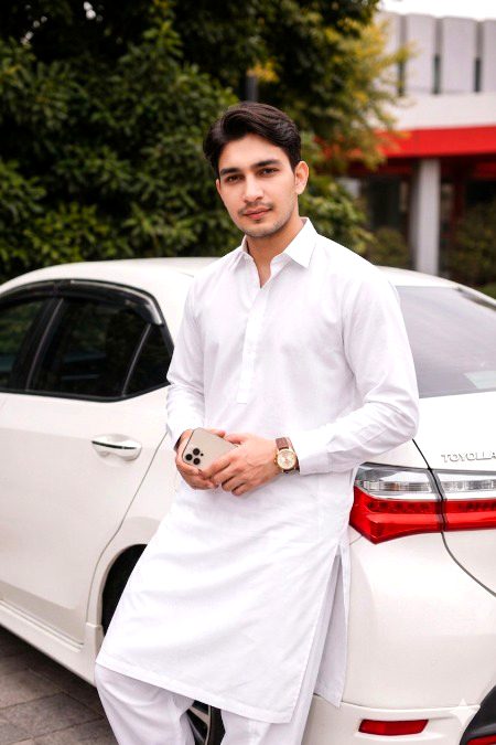 Beautiful People image