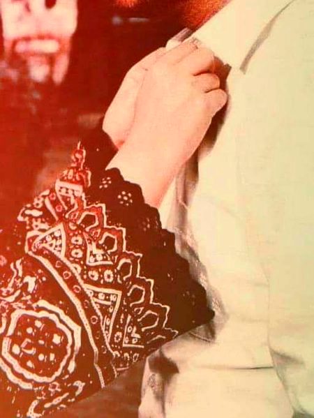 دھمکی دی ہے میرے دل نے مجھے اس کو یاد کرتے ہو یا میں دھڑکن اچھوڑ دوں