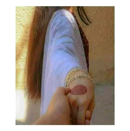 ضبط کہتا ہے خاموشی سے بسر ہو جائے🌸
درد کی ضد ہے کہ دنیا کو خبر ہو جائے💓