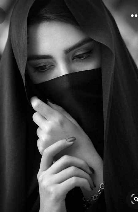 تجھ سے ملی نہیں پر چاہتی تھی.
تو ہمسفر ہو اور کہیں کا سفر نہ ہو💔Unzii🥀