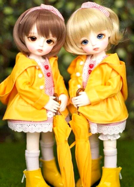 رشتوں اور تعلقات کی بقاء کیلئے رابطے
     ضروری ہوتے ہیں
     نظر انداز کرنے سے تو اپنے ہاتھوں سے لگائ  ہوئے درخت بھی سوکھ جاتے ہیں