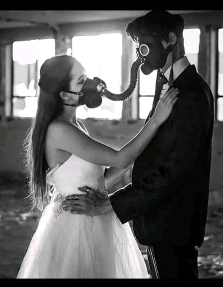 اپنی سانسیں بھی کر دوں تجھ میں منتقل
اور بتا اس سے بڑھ کر کیسے چاہوں تجھے🥀🥀