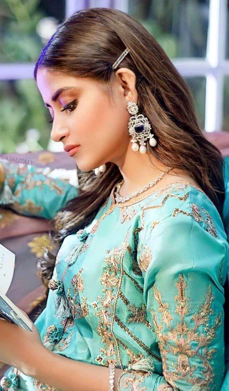 Pakistani Celebs image