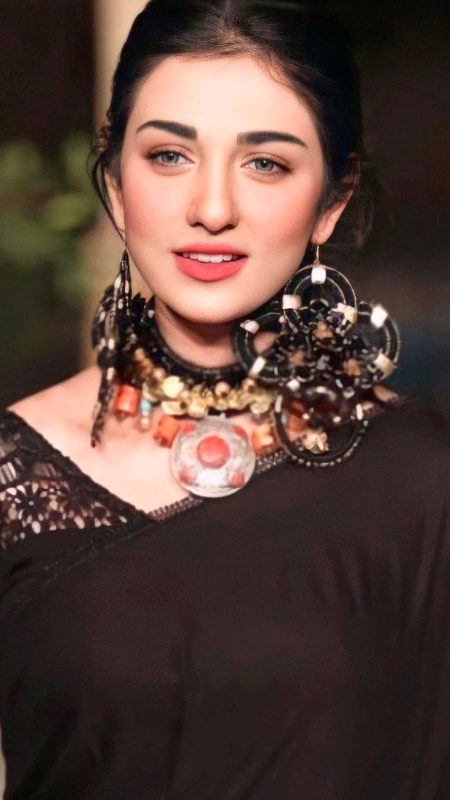 Pakistani Celebs image