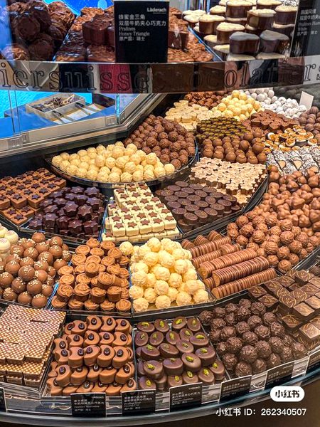 Health & Beauty image