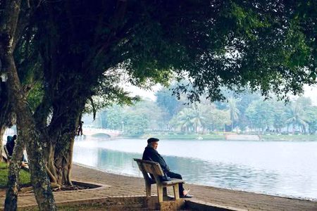 "کبھی کبھی ہم چاہتے ہیں ہمیں سنا جائے کیونکہ دن بھر کی تھکان اور پریشانی  کسی اپنے کو بتانے سے ہم ہلکا محسوس کرتے ہیں۔" ❤️