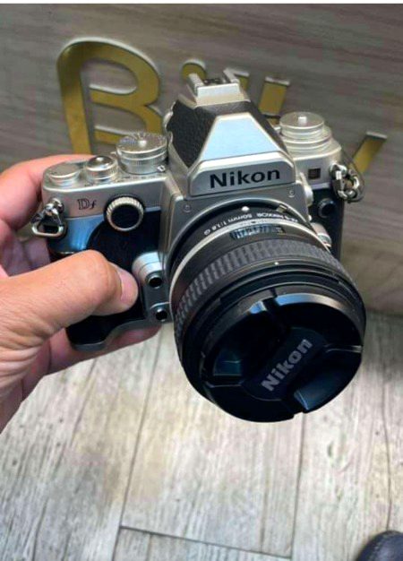 Nikon beautiful image camera. Like
