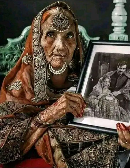 Beautiful People image