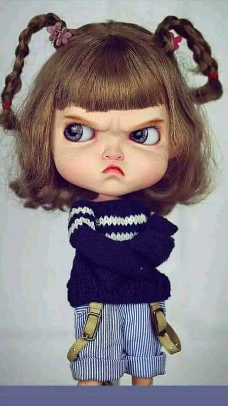 کاش کہ وہ پوچھے مجھ سے میرا حال دل 🥀
میں اسے ہی رولا دوں اس کے ہی ستم سنا سنا🔥 Mahii 💔