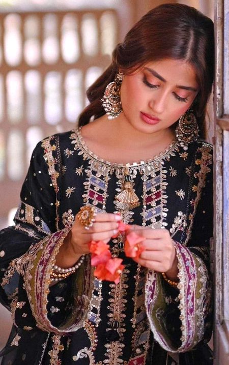 Pakistani Celebs image