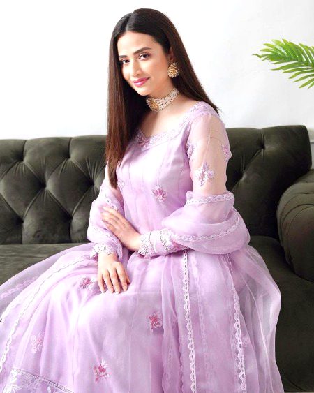 Pakistani Celebs image