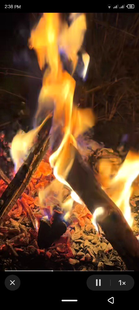 تجکو معلوم ہے کہ کتنے طلب گار ہیں ہم تیرے پوچھو ان فرشتوں سے جو روز لکھتے ہیں دعا میری اور نام تیرا