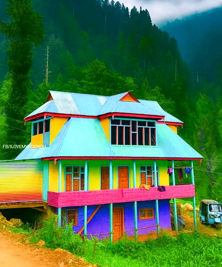 کشمیر کے جنگلوں اور پہاڑوں میں حسین گھر"