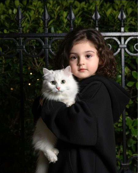 Beautiful People image