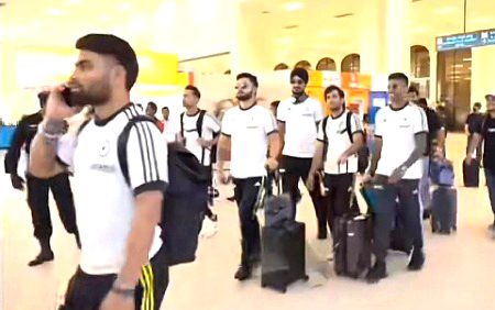 🚨پاکستان کا پاور دیکھیں🚨 اس کو کہتے ہے پاکستان کرکٹ کا پاور بھارتی ٹیم پاکستان سے ہارنے کیلئے سری لنکا پہنچ گئی پاکستان ورلڈ کپ کی تاریخ کی پہلی ٹیم بن گئی ہے جس کے پیچھے میزبان ملک کو جانا پڑرہا ہے اب تو ایک لائیک بنتا ہے پاکستان کے لیے😍❤️🔥