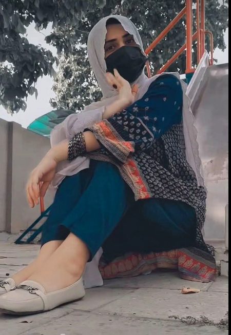 Beautiful People image