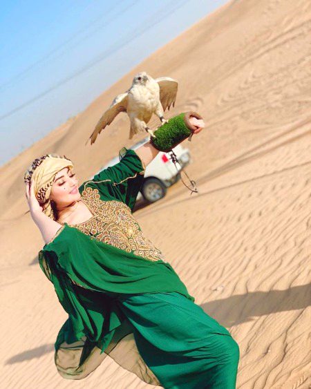 Beautiful People image