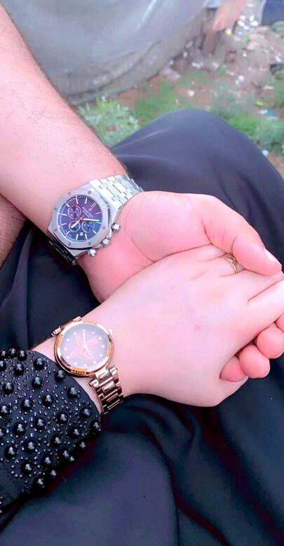 نہیں فرصت یقین مانو ہمھیں کچھ اور کرنے کی ٠٠٠تیری باتیں تیری یادیں بہت مصروف رکھتی ہیں