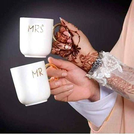 روژه ماتے د جانان پشانتې خوږ وي،
پېشمانے لکه رقیب په سړي راشي،