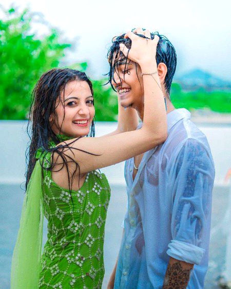 Beautiful People image