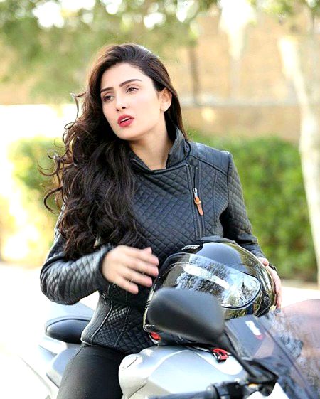 Pakistani Celebs image