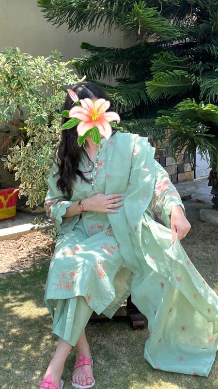 Beautiful People image