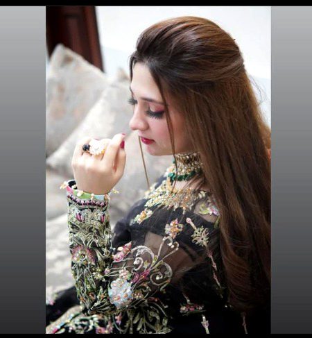 باہمت لوگ کبھی ہارا نہیں کرتے 
یا وہ جیت جاتے ہیں یا کچھ سیکھ جاتے ہیں